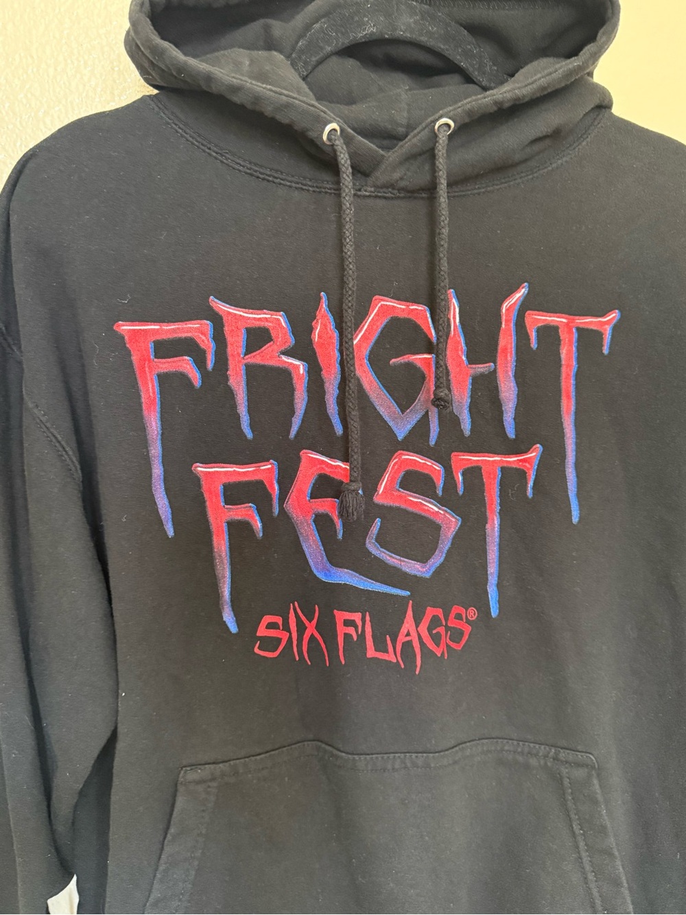 Six Flags Fright Fest Horror Clown Graphic Hoodie Black M Halloween - Picture 4 of 11